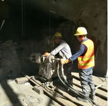 张家界水下抗分散灌浆料特点 水下不分散注浆料介绍